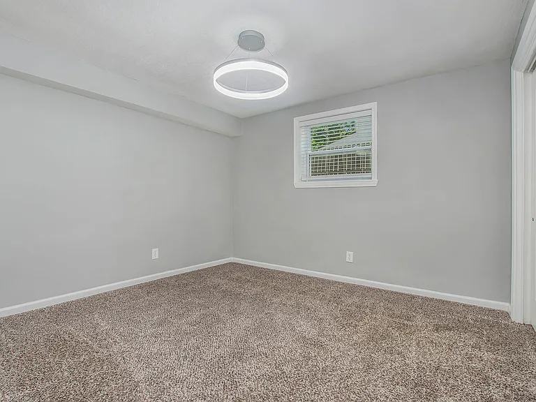 4119 Mission Rd #7 — Photo 12