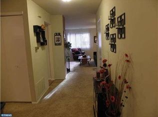 103 Cypress Point Cir, Mount Laurel, NJ 08054