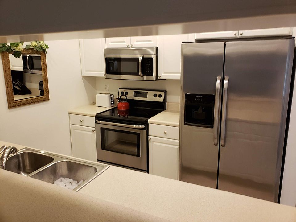 1st image of 5072 Sherwood Ln