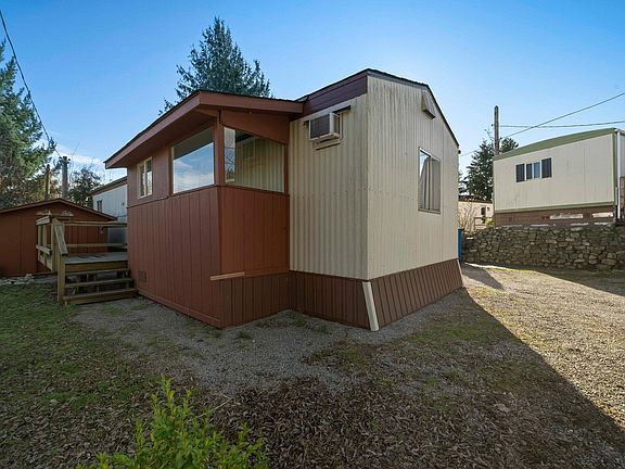 3rd image of 34519 Lougheed Hwy #21