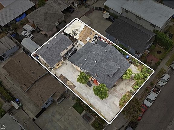 3rd image of 1472 W 37th St