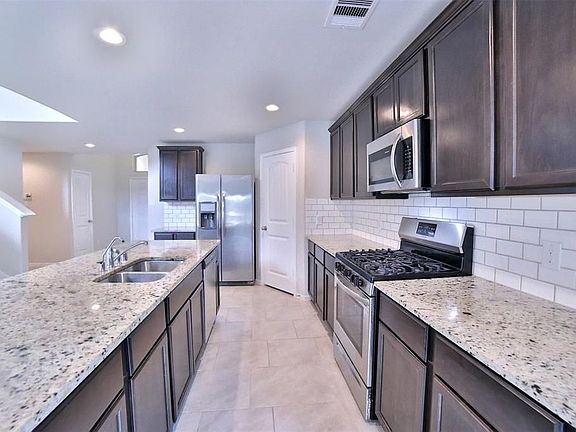 5th image of 3631 McDonough Way
