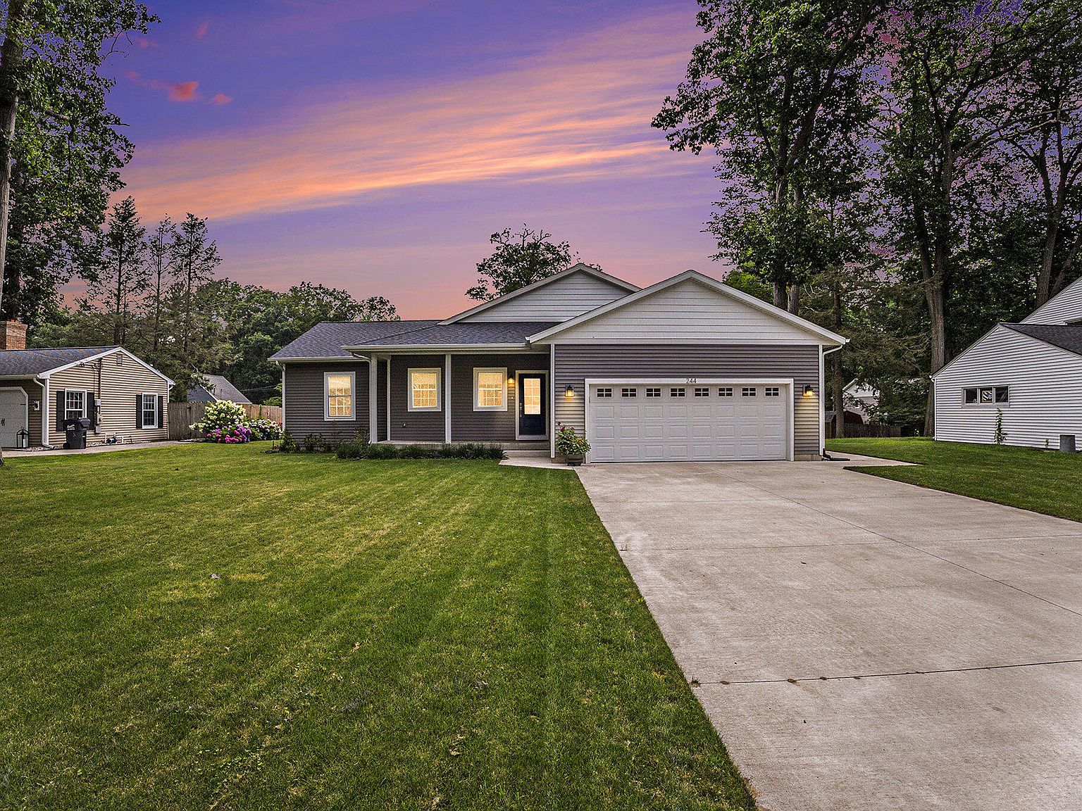244 Hanover Dr, Muskegon, MI 49445 | Zillow
