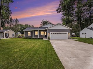 244 Hanover Dr, Muskegon, MI 49445