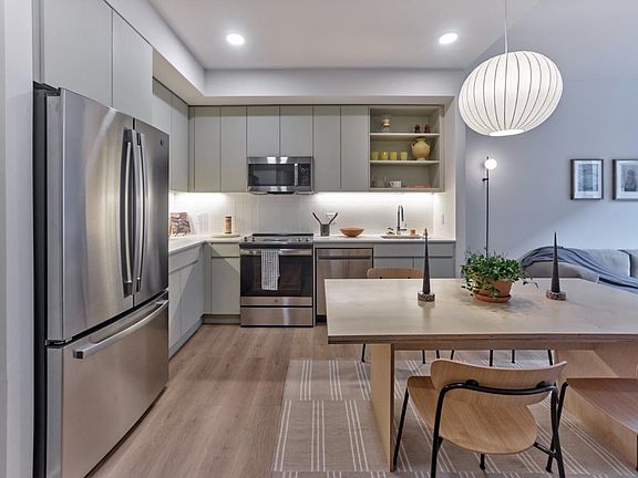 2nd image of 88 Monitor St #512