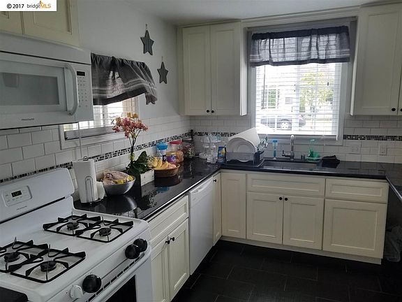 5th image of 3247 McBryde Ave