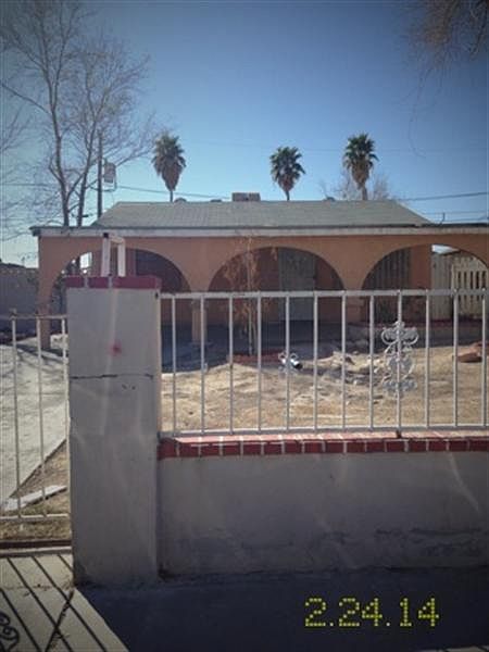 2nd image of 3709 Judson Ave
