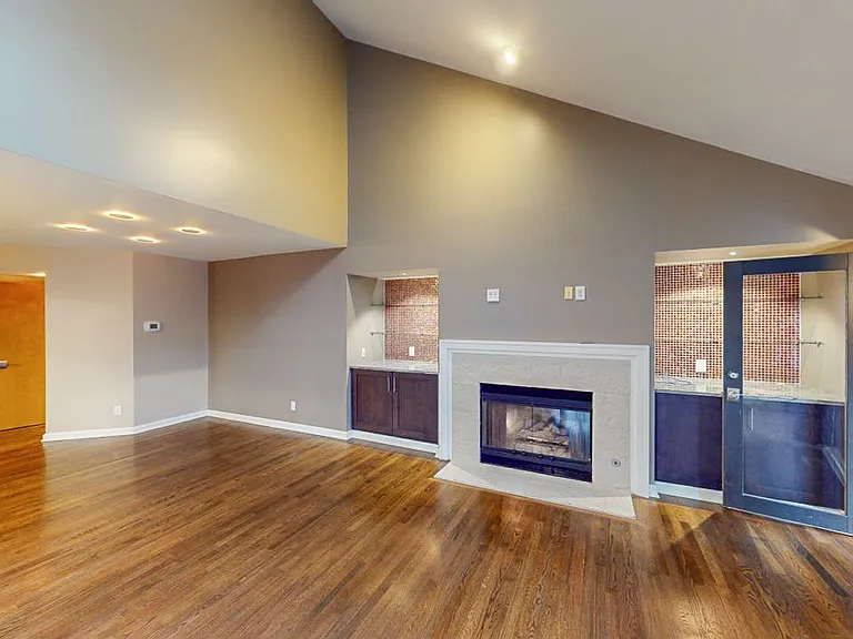 5790 Rushwood Dr — Photo 28