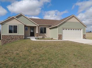 14653 Crescent Meadows Dr, Cedar Springs, MI 49319
