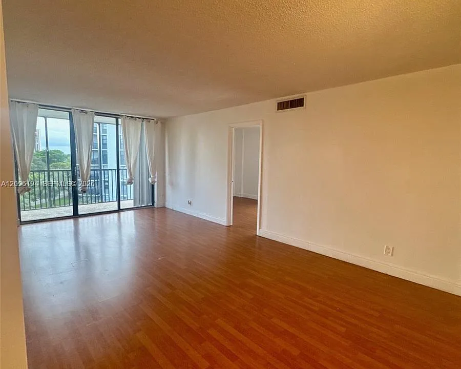 3475 N Country Club Dr #601