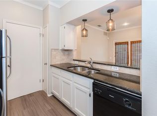 802 S 1st St APT 126, Austin, TX 78704
