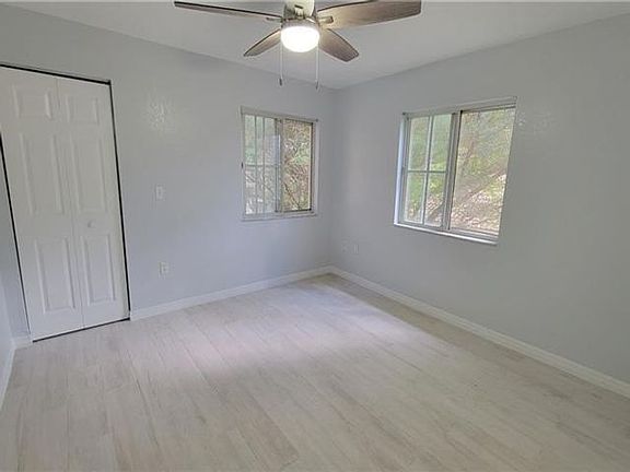 4th image of 2548 Centergate Dr #30H