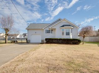 612 Stone Meadow Ct, La Vergne, TN 37086