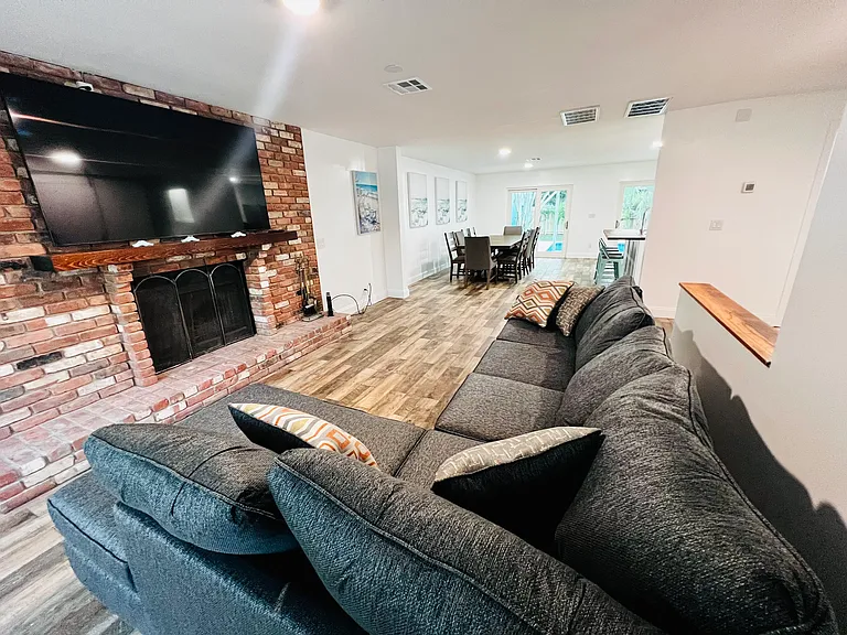665 60th Ave — Photo 30