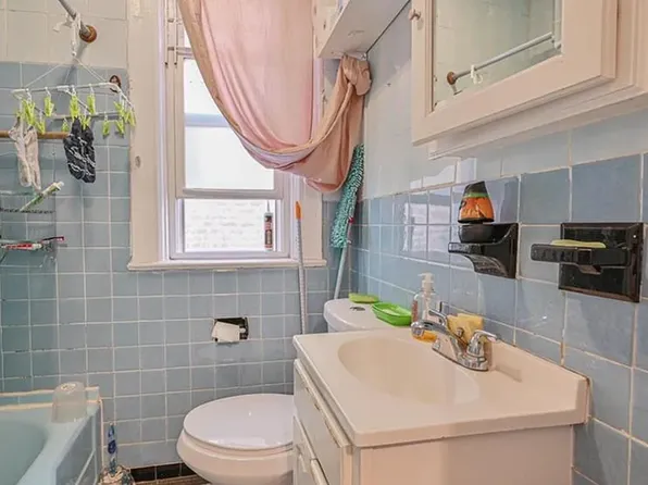 115 Ocean View Avenue image 9 of 13