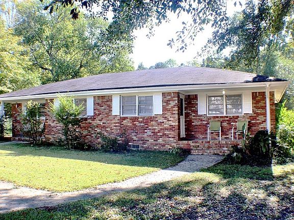 3rd image of 1073 Wisteria Dr SW