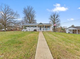 2405 Melborne Dr, Johnson City, TN 37601
