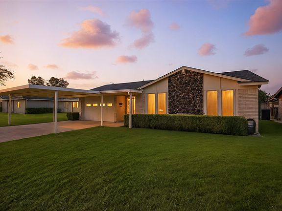 3rd image of 1801 Homestead Pl