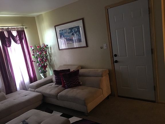 2nd image of 5017.5 S Central Ave