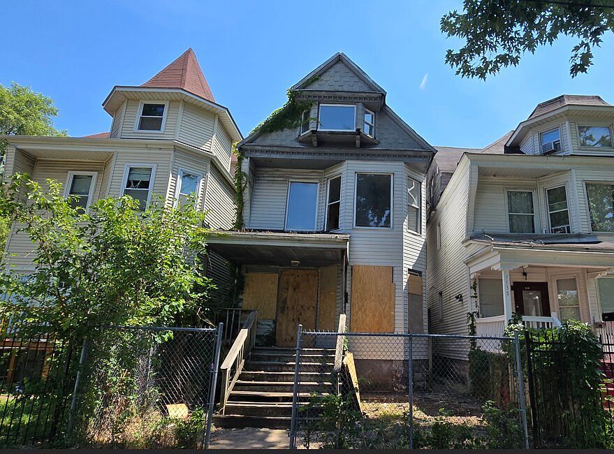 1st image of 7300 S Peoria St