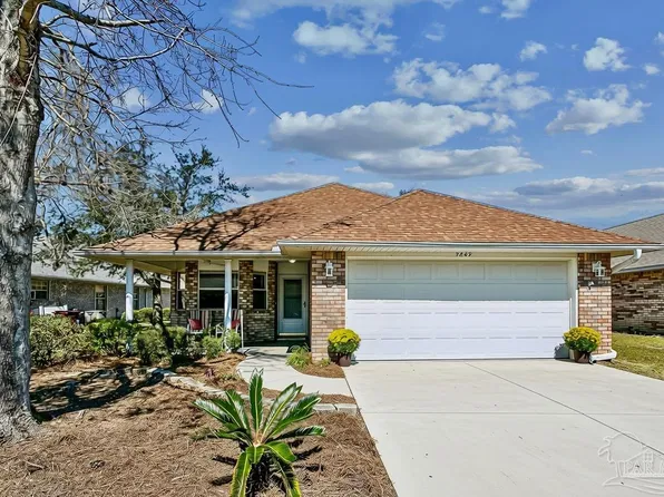 3849 Windsor Castle Blvd, Milton, FL 32583