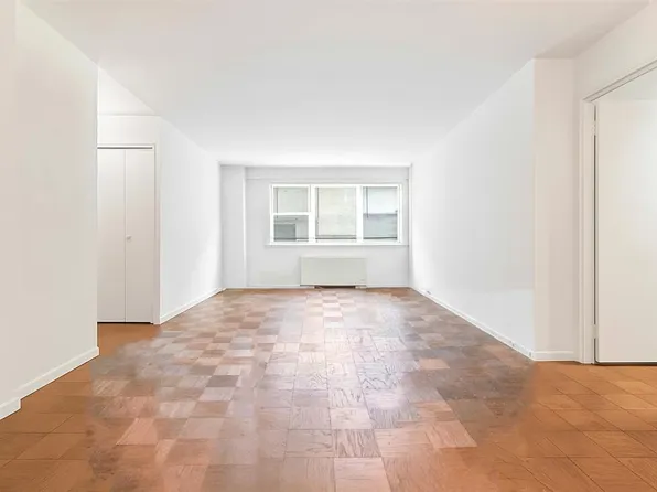 77 East 12th Street image 18 of 21