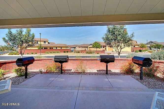 4511 E Jones St — Photo 27