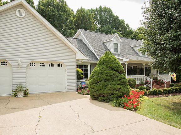 5th image of 1218 Tanglewood Dr