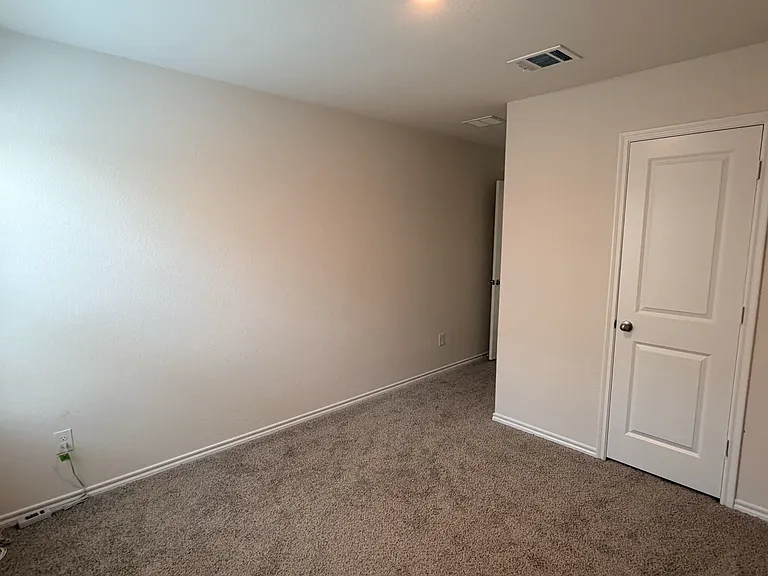 1513 Silver Canoe Way — Photo 11