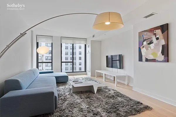 Rented by Sotheby's International Realty | media 2