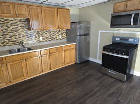 23 Barker St, Methuen, MA