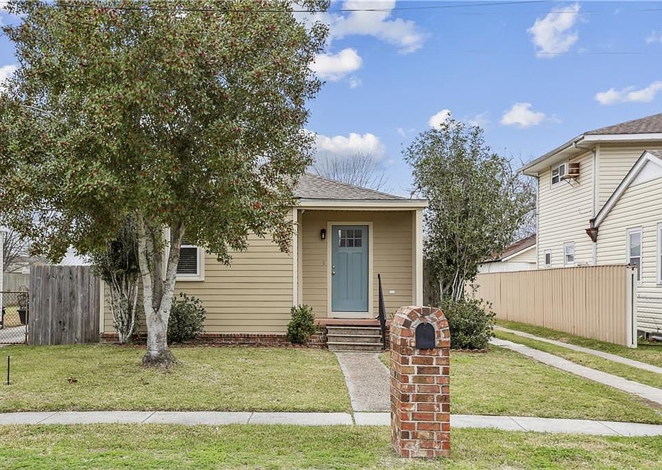 1st image of 2708 Tournefort St