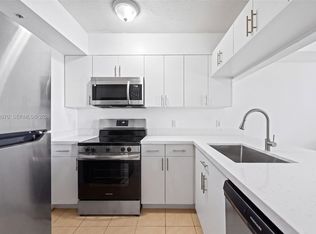 102 SW 6th Ave APT 605, Miami, FL 33130