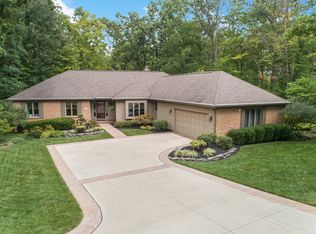 3345 Glen Oaks Ct, Lewis Center, OH 43035