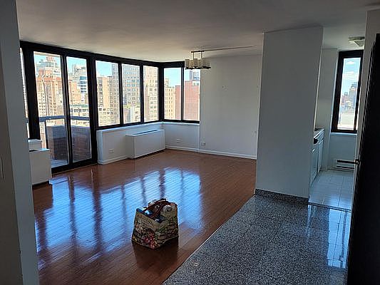 4th image of 300 E 62nd St APT 1504