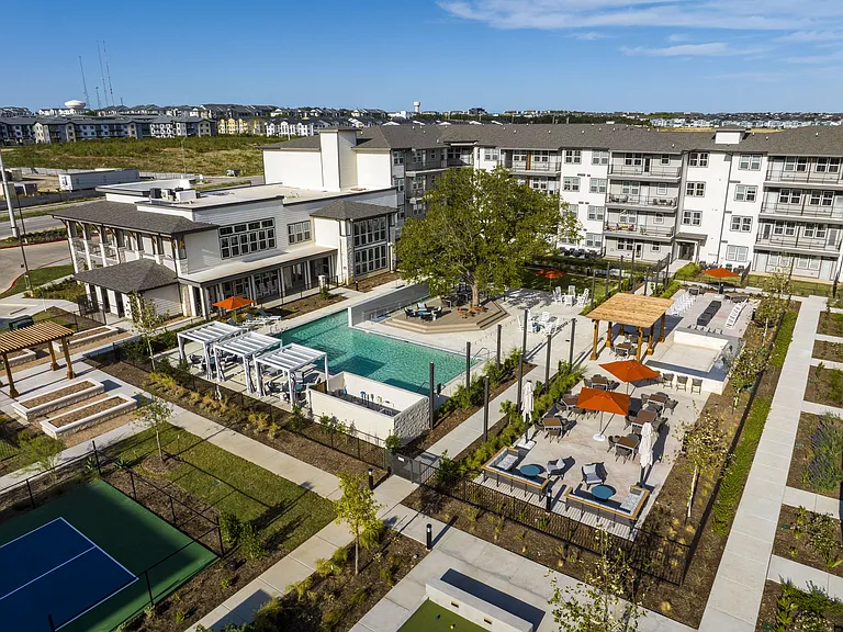 Amberlin Georgetown 55+ Active Adult — Photo 35