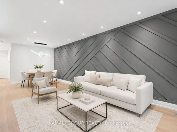 63 Walter Ave, Newmarket, ON L3Y 2T4