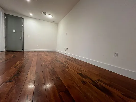 Rented by Superior Homes | media 6