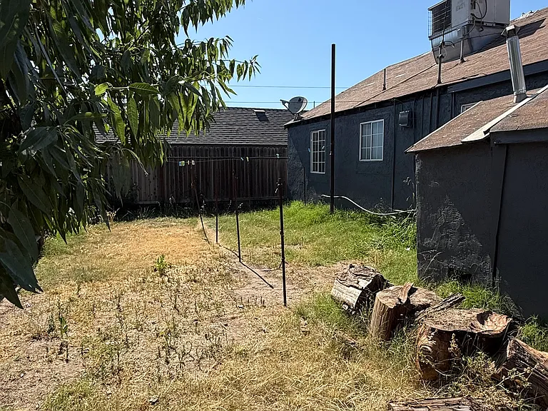 3424 Santa Fe St — Photo 17