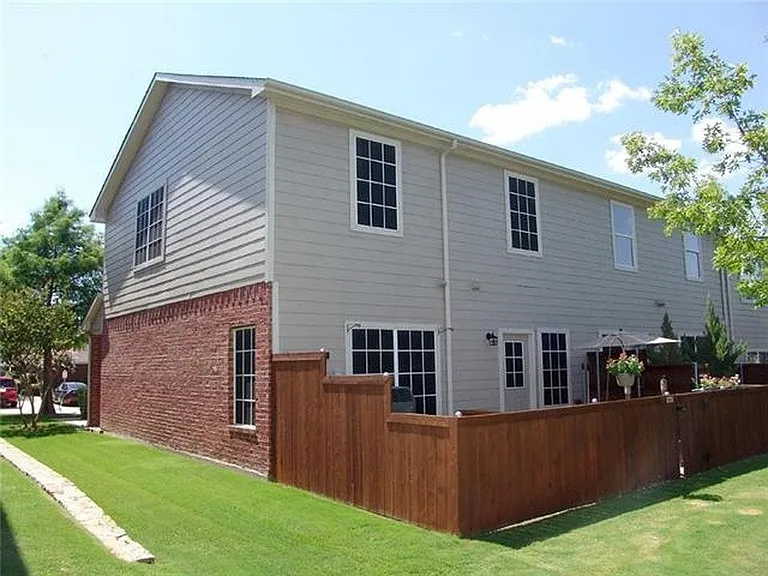 9824 Wilkins Way — Photo 20