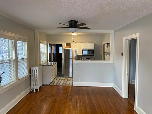 307 Vincent Ave N #2 Photo 1
