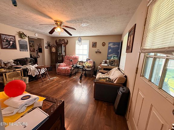 5th image of 1031 Dryden Loop