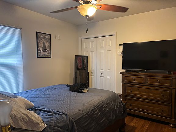 4th image of 2340 Krueger St