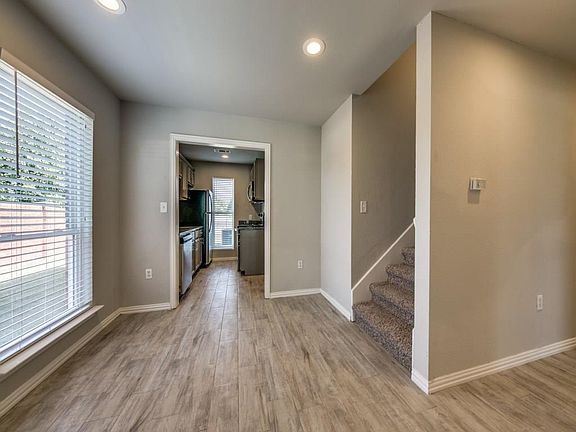 4th image of 900 Wentwood Dr