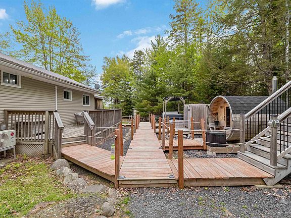 5th image of 107 Pine Point Way