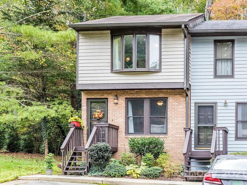 1st image of 4 Bramblewood Rd APT 10