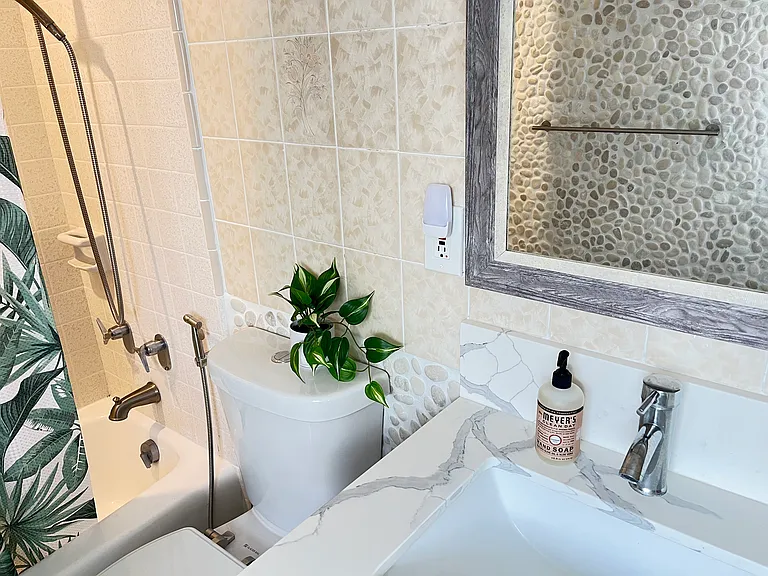 1025 Wilder Ave #9A — Photo 38
