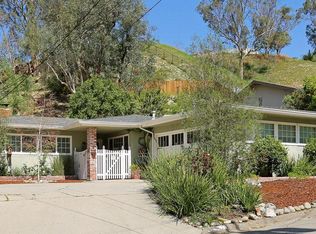 4961 Calderon Rd, Woodland Hills, CA 91364