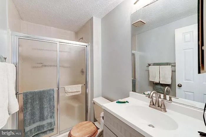 2708 E Side Dr — Photo 16