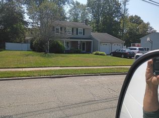 5 Stanley Pl, Budd Lake, NJ 07828